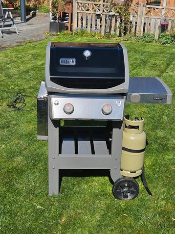 Weber gas bbq beschikbaar voor biedingen