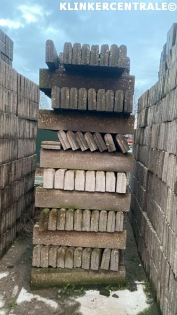 280stuks gebruikte gazonbanden 8x20x100cm opsluitbanden, Tuin en Terras, Tegels en Klinkers, Gebruikt, Overige typen, Beton, 10 m² of meer