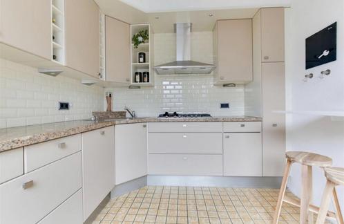 Hoekkeuken L-keuken graniet aanrechtblad crème, Huis en Inrichting, Keuken | Complete keukens, Zo goed als nieuw, Hoekkeuken, Crème
