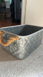 Zinken bakje met jute hengsels, Huis en Inrichting, Woonaccessoires | Schalen en Manden, Ophalen of Verzenden, Zo goed als nieuw