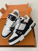 LV Sneakers, Zwart, Nieuw, Ophalen of Verzenden, Sneakers of Gympen