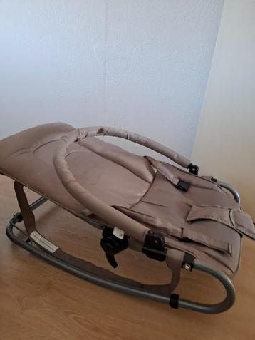Wipstoeltje voor een baby beschikbaar voor biedingen