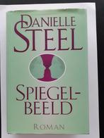 Spiegelbeeld van Danielle Steel, Boeken, Ophalen of Verzenden, Zo goed als nieuw, Nederland