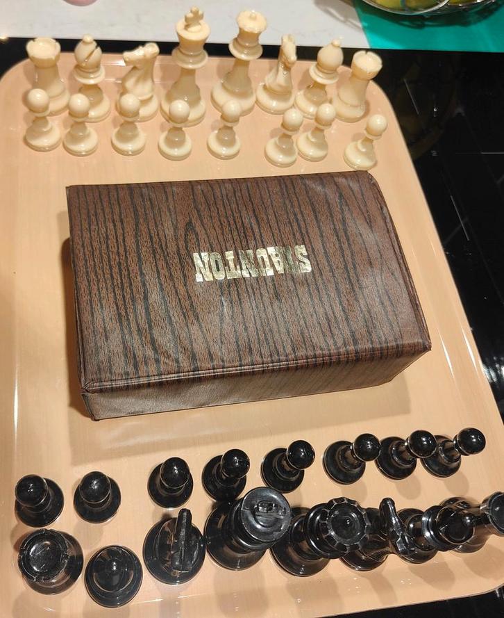 Klassieke Staunton Schaakset - Verzwaard & Met Vilt, Hobby en Vrije tijd, Denksport en Puzzels, Minder dan 500 stukjes, Ophalen of Verzenden