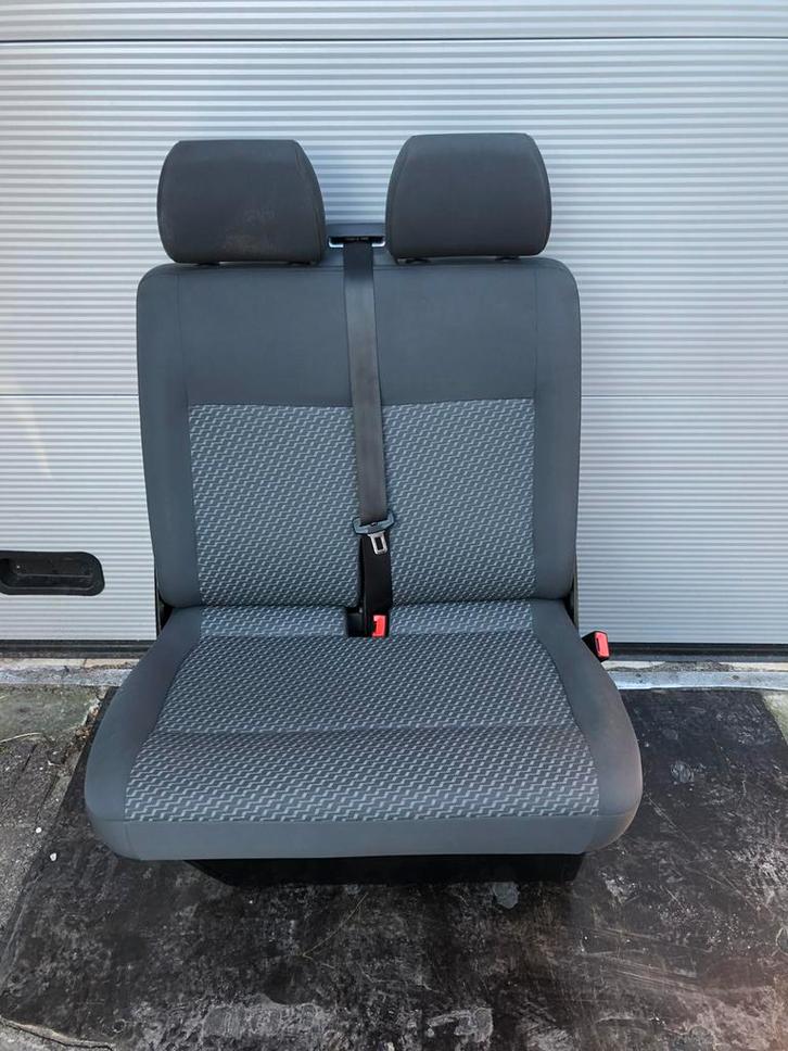 VW TRANSPORTER T5 T6 BIJRIJDERSBANK BANK TASAMO BEKLEDING, Auto-onderdelen, Interieur en Bekleding, Volkswagen, Ophalen