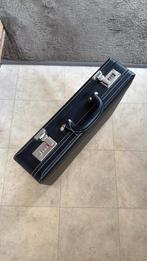 Zwart leren attaché koffer zgan, Sieraden, Tassen en Uiterlijk, Koffers, Slot, Ophalen of Verzenden, Zo goed als nieuw, 35 tot 45 cm