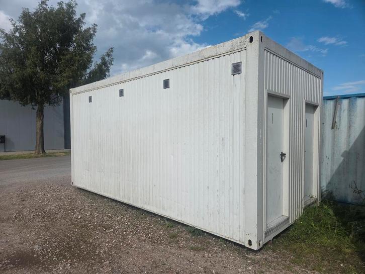 20ft Container met 4  ruime Douchecabines, Zakelijke goederen, Machines en Bouw | Keten en Containers, Ophalen of Verzenden