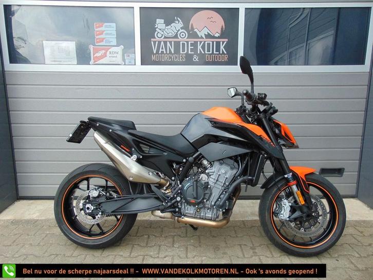 KTM 890 DUKE (bj 2022) Track Pack - Full Options - 1e eigena, Motoren, Motoren | KTM, Bedrijf, Naked bike, meer dan 35 kW, 2 cilinders