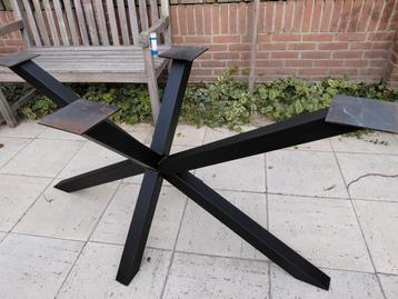 Matrixpoot  beschikbaar voor biedingen