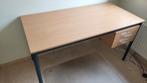 Bureau 140x70, Huis en Inrichting, Ophalen, Zo goed als nieuw, Bureau