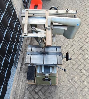 Gravograph,  freesmachine, freesapparaat, graveerfrees,  beschikbaar voor biedingen