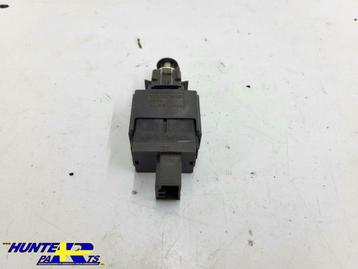 Remlichtschakelaar Volvo XC90 I ('02->) 8622064 beschikbaar voor biedingen