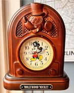 Disney’s Mickey Mouse 60 jaar klok / wekker, in goede staat., Ophalen of Verzenden, Mickey Mouse, Zo goed als nieuw, Beeldje of Figuurtje