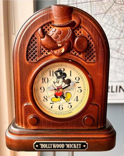 Disney’s Mickey Mouse 60 jaar klok / wekker, in goede staat., Verzamelen, Disney, Zo goed als nieuw, Beeldje of Figuurtje, Mickey Mouse