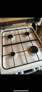 İndesıt Gasfornuis, Witgoed en Apparatuur, Fornuizen, Zo goed als nieuw, Gas, 85 tot 90 cm, 4 kookzones