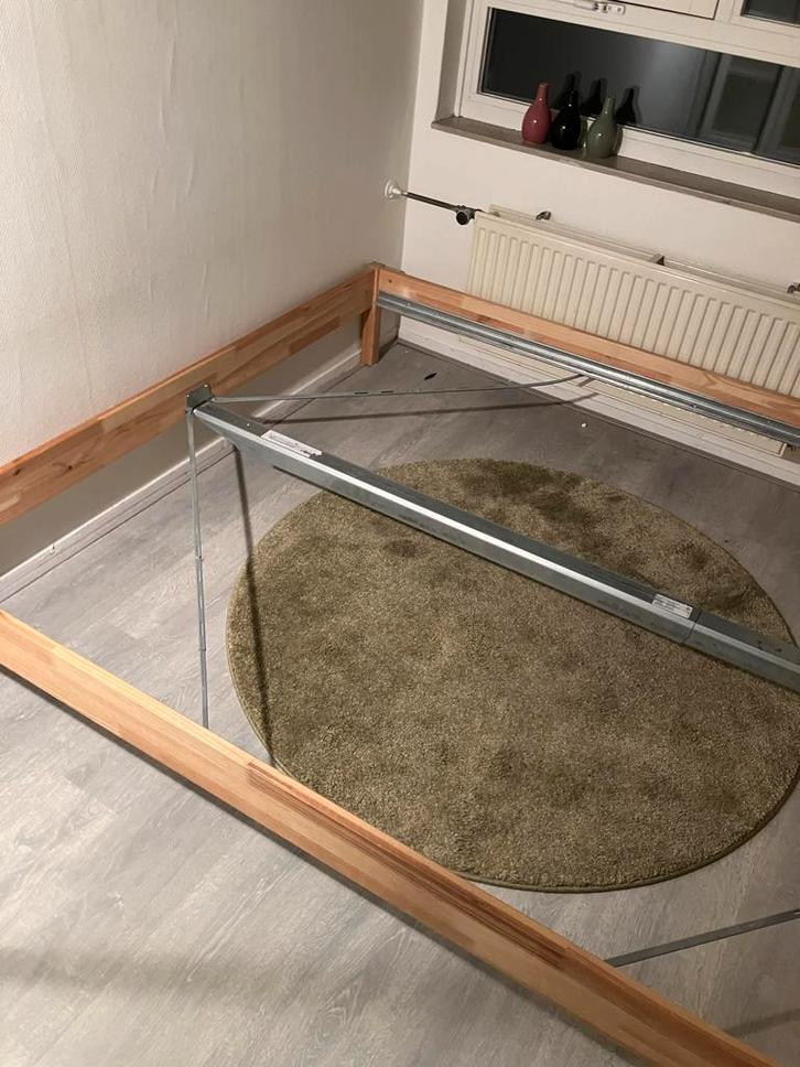 IKEA bedframe - gebruikt, Huis en Inrichting, Slaapkamer | Bedden, Gebruikt, Tweepersoons, 160 cm, 200 cm, Hout, Bruin, Ophalen
