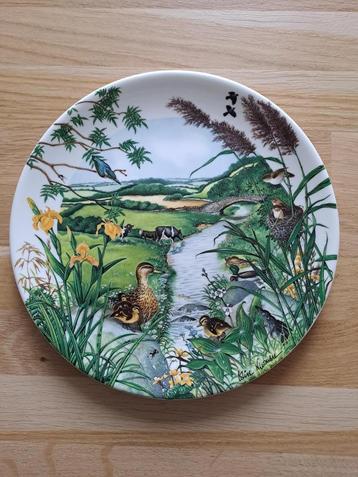 Vintage Wedgwood wandbord/sierbord Meandering stream beschikbaar voor biedingen