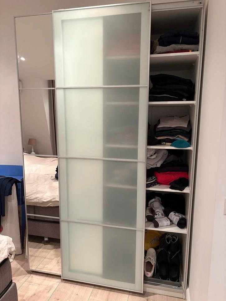 Ikea Pax Auli kledingkast met schuifdeuren, Huis en Inrichting, Kasten | Vitrinekasten, Zo goed als nieuw, 200 cm of meer, 150 tot 200 cm