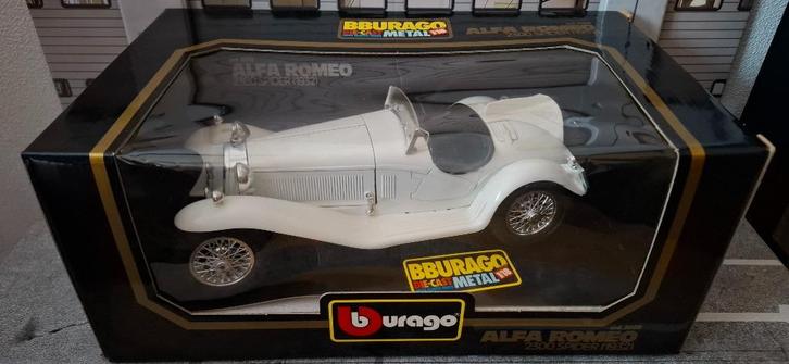1.18  alfa romeo 2300 spider, Hobby en Vrije tijd, Modelauto's | 1:18, Zo goed als nieuw, Auto, Bburago, Ophalen of Verzenden