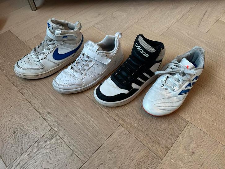 Voetbalschoenen mt 34 + Sneakers mt 33-35, Kinderen en Baby's, Kinderkleding | Schoenen en Sokken, Gebruikt, Sportschoenen, Jongen of Meisje