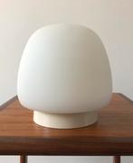 Art Deco opaalglazen plafondlamp Bauhaus | jaren 50, Ophalen of Verzenden, Zo goed als nieuw, Glas, Bauhaus , Art Deco