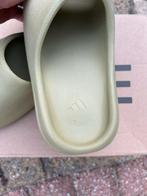 Yeezy Slide Resin Maat 38, Slippers, Adidas, Ophalen of Verzenden, Zo goed als nieuw