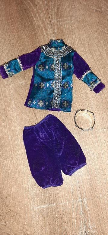 Barbie kleding prins Ken met kroon. beschikbaar voor biedingen