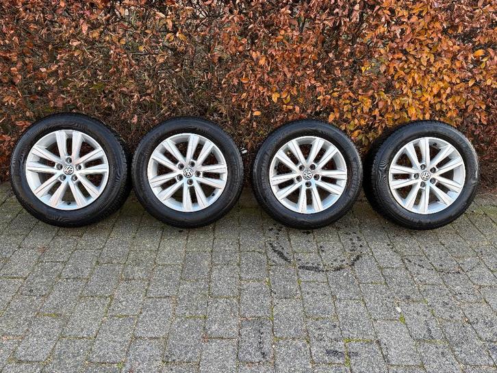 15 inch originele vw  polo Cascavel velgen+ all. season band, Auto-onderdelen, Banden en Velgen, Velg(en), All Season, 15 inch