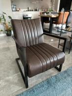 Bruine fauteuil, Ophalen, Kunststof, Gebruikt, Minder dan 75 cm