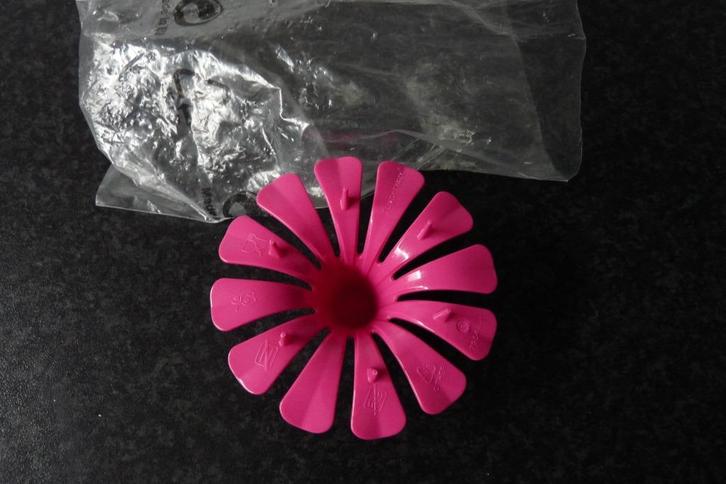 nieuw tupperware taartverdeler, Huis en Inrichting, Keuken | Tupperware, Nieuw, Overige typen, Ophalen of Verzenden