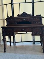 Antieke bureau (omstreeks 1850), Ophalen