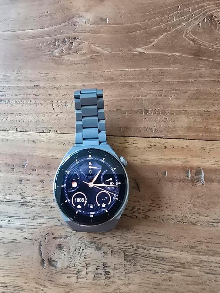 Huawei Watch GT3 Pro Titanium- Topconditie!, Sieraden, Tassen en Uiterlijk, Smartwatches, Zo goed als nieuw, Zilver, Afstand, Calorieverbanding