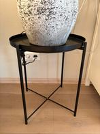 Zwart bijzettafeltje, Minder dan 55 cm, Metaal of Aluminium, Rond, Zo goed als nieuw