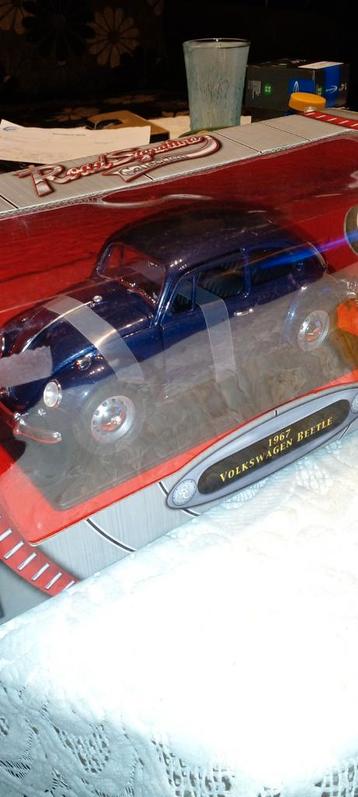 Volkswagen kever 1967  1:18 Road signature beschikbaar voor biedingen