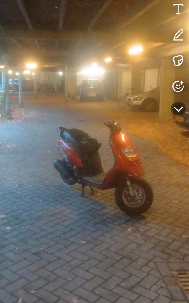 Tphoon 125 cc, Fietsen en Brommers, Brommeronderdelen | Scooters, Ophalen