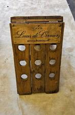 Vintage champagnerek. Louis de Vernier., Ophalen, Gebruikt, 50 tot 75 cm, 15 tot 25 flessen