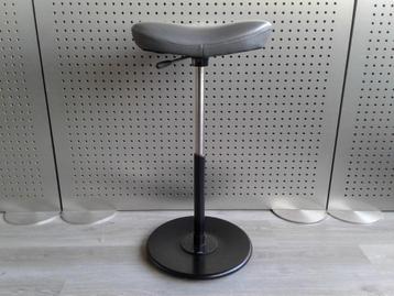 Variér (Stokke) Move (Medium) (Grijs Leder), Prachtig! beschikbaar voor biedingen