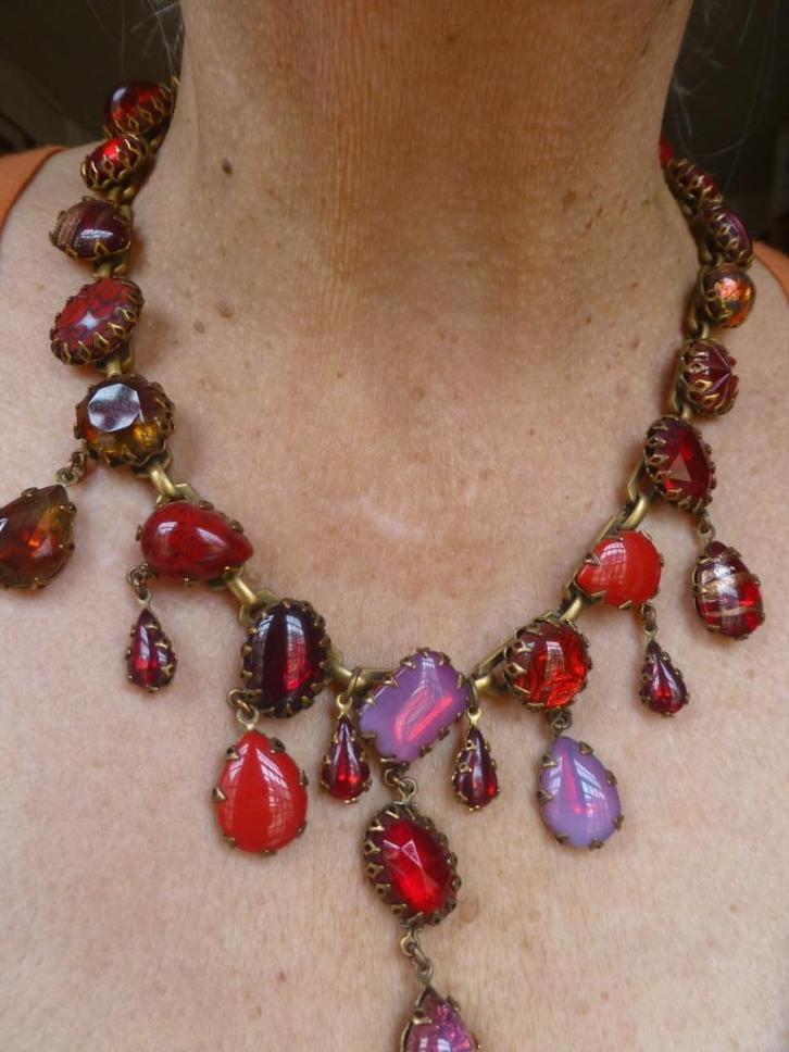 ‘De Luxe NYC/A’DAM’ Red Multi Color Pendanten Collier, Sieraden, Tassen en Uiterlijk, Antieke sieraden, Ketting, Brons, Verguld