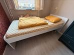 SLÄKT Bed IKEA, Huis en Inrichting, Slaapkamer | Bedden, Ophalen, Wit, Tweepersoons, Zo goed als nieuw