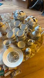 Winter theeservies porselein avon. Ophalen in assen., Antiek en Kunst, Antiek | Servies compleet, Ophalen