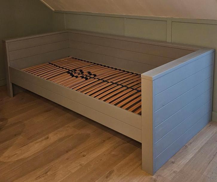 Woood bedbank, Kinderen en Baby's, Kinderkamer | Bedden, Gebruikt, 180 cm of meer, 85 tot 100 cm, Lattenbodem, Matras, Ophalen