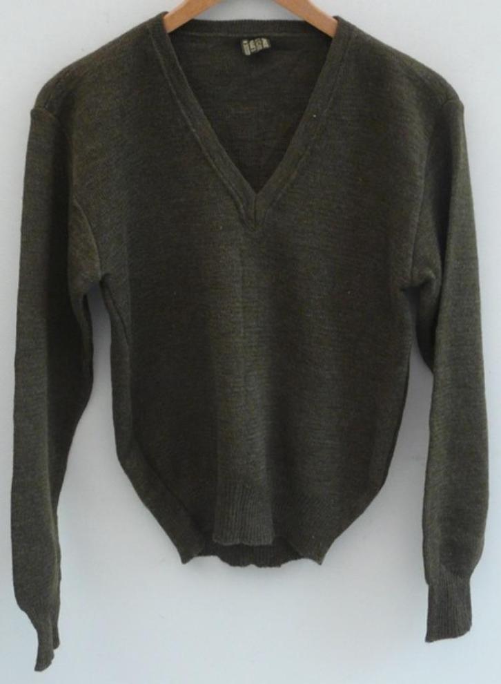 Trui / Pullover, Winter, V-hals, KL, Maat: 3, 1972.(Nr.1), Verzamelen, Militaria | Algemeen, Landmacht, Kleding of Schoenen, Nederland