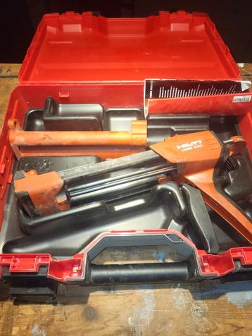 Hilti twee componenten kitspuit HDM 500. beschikbaar voor biedingen