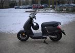 Scooter Super Soco CUX 25km KM-stand 1.191km, Fietsen en Brommers, Snorfietsen en Snorscooters, Elektrisch, Zo goed als nieuw