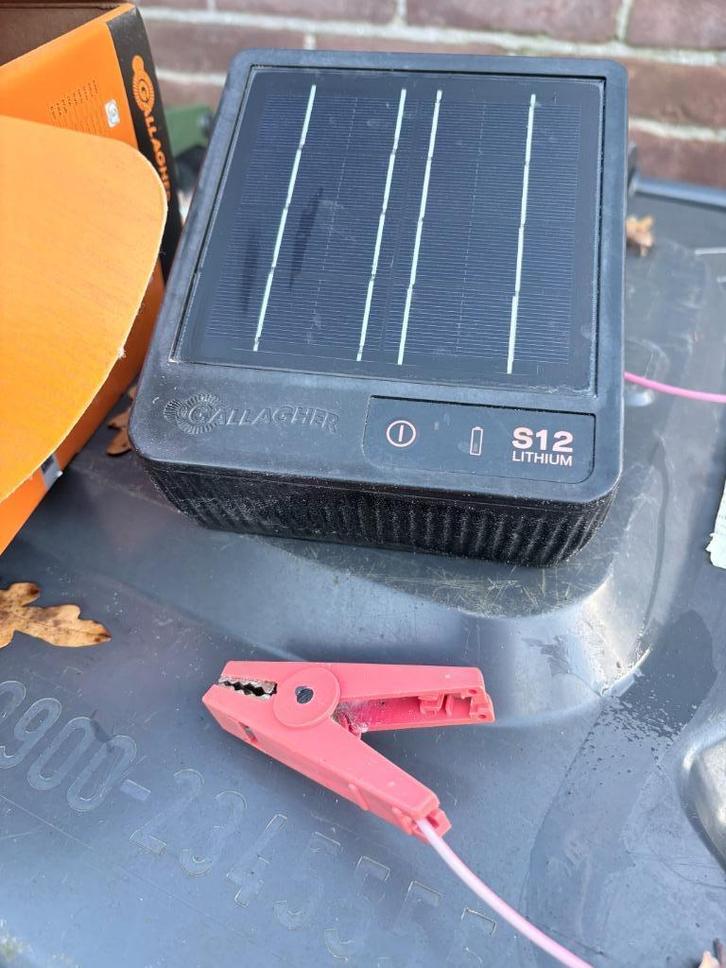 schrikdraadapparaat met zonnepaneel, Dieren en Toebehoren, Stalling en Weidegang