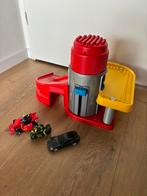 Garage met Lift Mario kart Motor en Raceauto, Kinderen en Baby's, Speelgoed | Speelgoedvoertuigen, Ophalen of Verzenden, Zo goed als nieuw