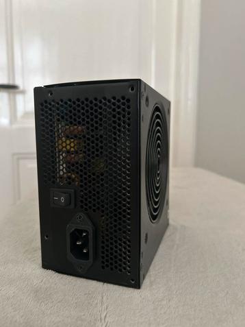 Cooler Master 400W Voeding beschikbaar voor biedingen