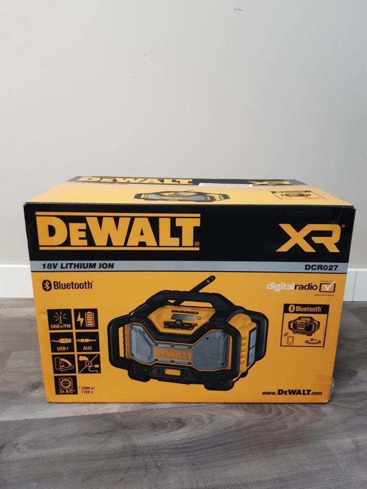 NIEUWE Dewalt bouwradio DCR027, Audio, Tv en Foto, Radio's, Nieuw, Bouwradio, Ophalen