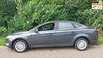 Ford Mondeo 2.0-16V Ghia, Auto's, Ford, Bedrijf, Handgeschakeld, Sedan, 1500 kg