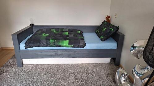 Donkergrijs eenpersoons bed (Woonexpress), Huis en Inrichting, Slaapkamer | Waterbedden, Gebruikt, 90 cm, 200 cm, Eenpersoons